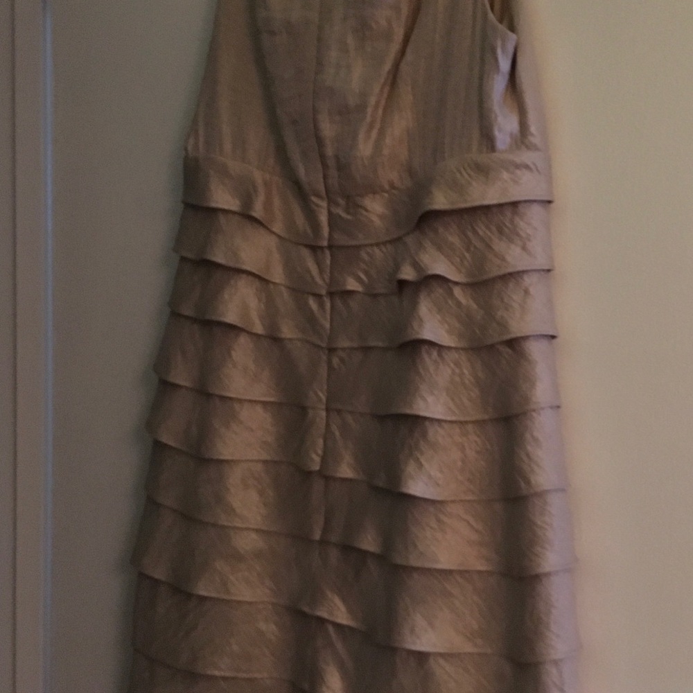 Holiday London times dressy party dress tiered 10 Pretty party dress - Picture 2 of 5